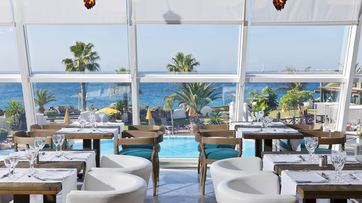 H10 Timanfaya Palace